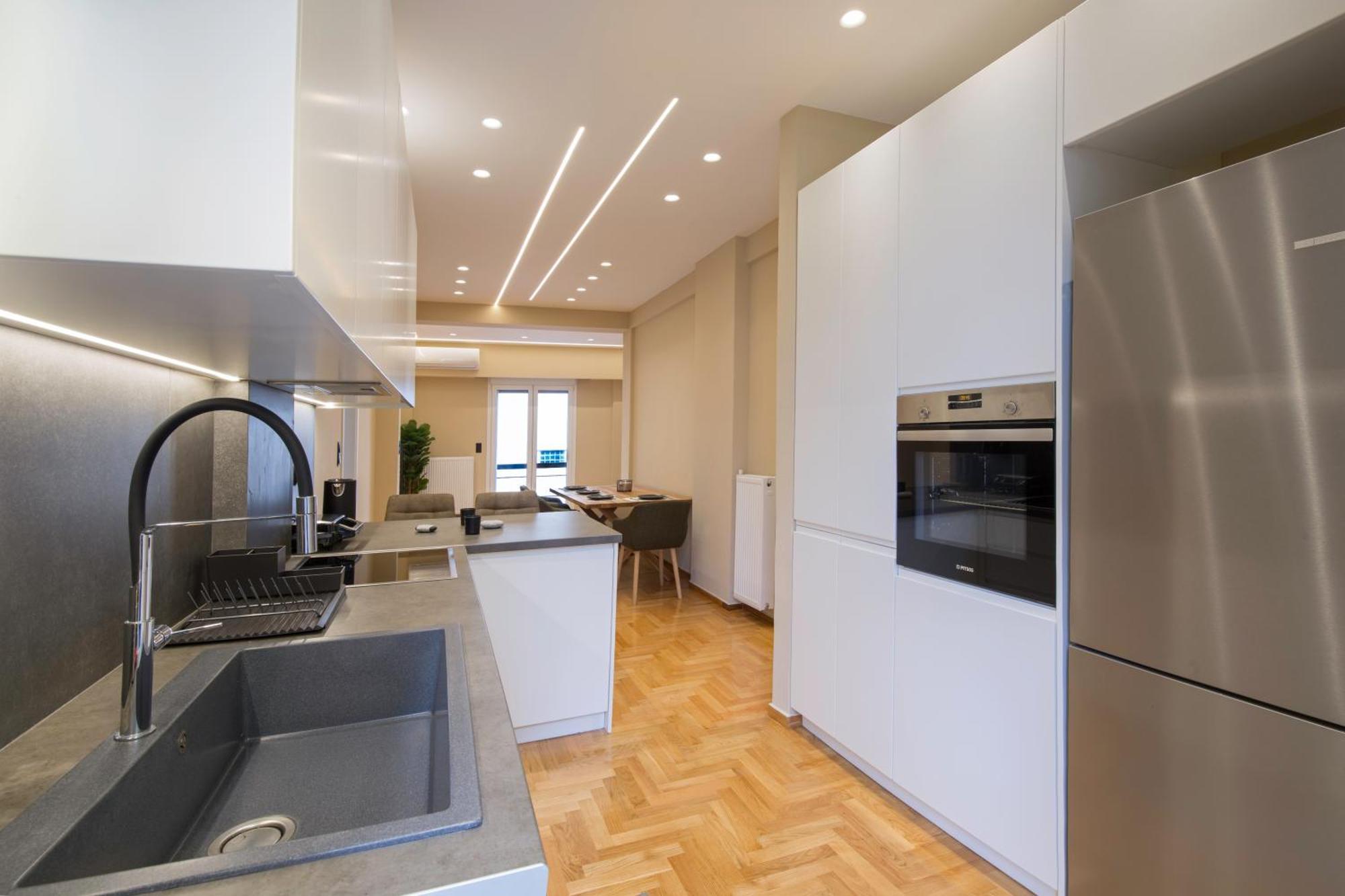 Urban Spacious Apartment Near Kallimarmaron Ateny Zewnętrze zdjęcie
