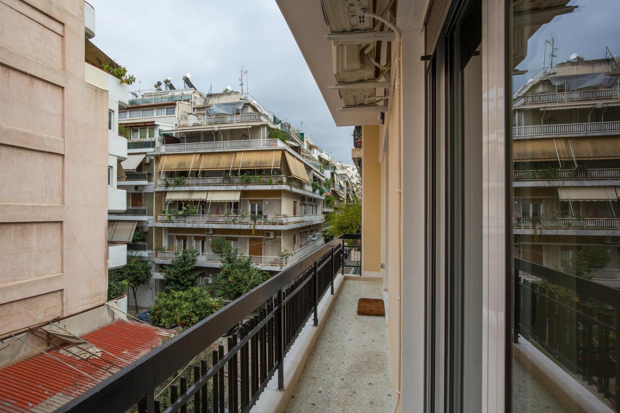 Urban Spacious Apartment Near Kallimarmaron Ateny Zewnętrze zdjęcie